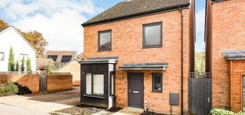 3 bedroom detached house