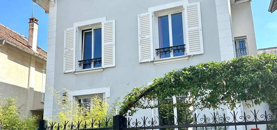 Maison  à vendre, 7 pièces, 4 chambres, 130 m²