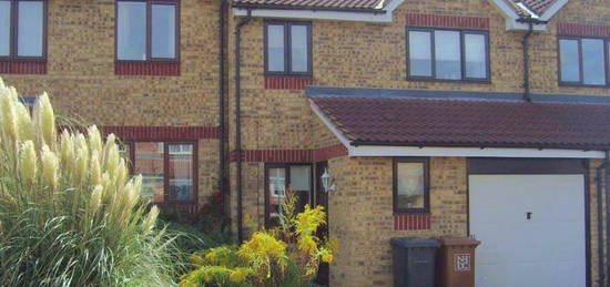 3 bed terraced house to rent