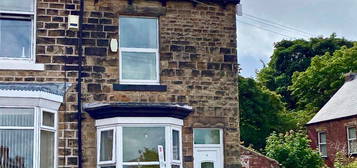 3 bed terraced house to rent