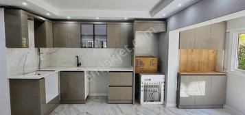 GZELYALIDA POLGON METRO YAKINI 2+1 90 M2 FULL YAPILI Y.GR