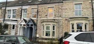 6 bedroom terraced house