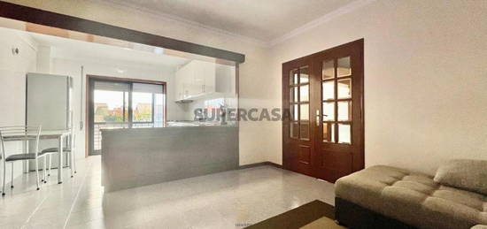 Apartamento T2 Venda em Moreira,Maia