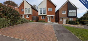 3 bedroom detached house to rent