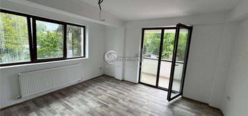 Apartament 4 Camere Centru-Pod de Fier