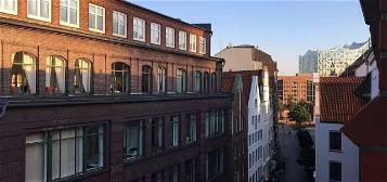 Zentrale Dachgeschosswohnung im Zentrum von Hamburg!