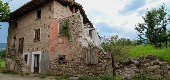 Rustico via Conca d'Oro, Bione