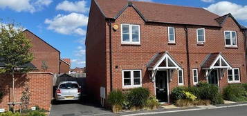 2 bedroom semi-detached house for sale