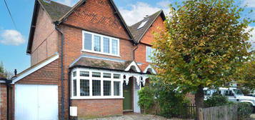 4 bedroom semi-detached house for sale