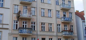 3-Zimmerwohnung mit Balkon - Gubener Straße 23