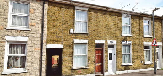 Terraced house to rent in Richmond Street, Sheerness ME12