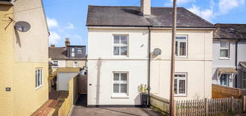 2 bedroom semi-detached house for sale