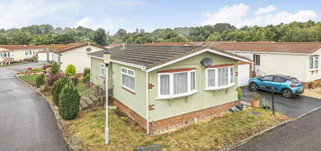 Mobile/park home for sale in The Conifers, New Park, Bovey Tracey, Newton Abbot TQ13