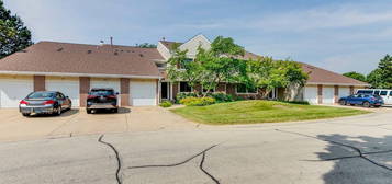 1082 N Pinetree Cir #1082, Buffalo Grove, IL 60089