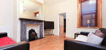 4 bedroom flat to rent