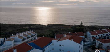 Apartamento T3 novo, no centro da Ericeira