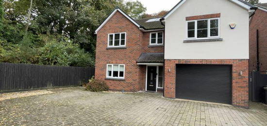 5 bedroom detached house for sale