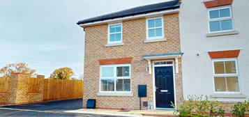 3 bedroom semi-detached house