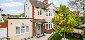 4 bedroom semi-detached house for sale