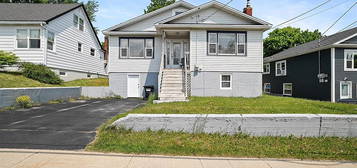 398 Hamilton Avenue Extension, St. John's, NL A1E1K3