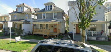 810 Elk St, Franklin, PA 16323