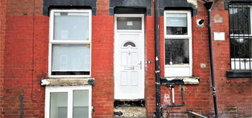 3 bed terraced house to rent