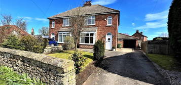 3 bed semi-detached house for sale