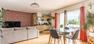 À VENDRE BLOT IMMOBILIER - Beau T3 contemporain de 64,68 m² avec terrasse au sud - Cesson sévigné