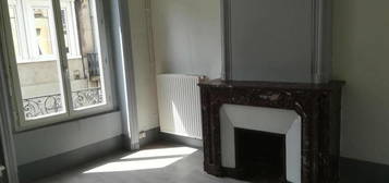 Location appartement 3 pièces 56 m²