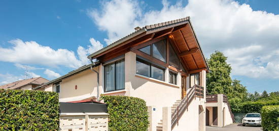 Superbe Appartement en Triplex à Proximité Immédiate de la Frontière Suisse