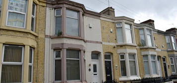 6 bedroom terraced house for sale