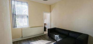 2 bed shared accommodation to rent