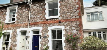 2 bedroom cottage to rent