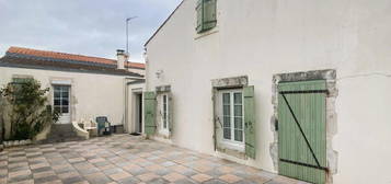 Maison  à vendre, 6 pièces, 3 chambres, 164 m²