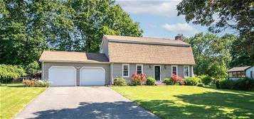 87 Valley View Cir, West Springfield, MA 01089