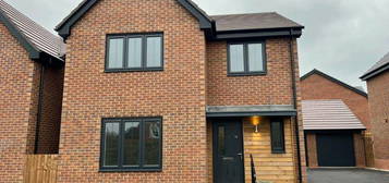 4 bedroom detached house