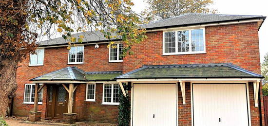 4 bedroom detached house