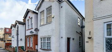 2 bedroom semi-detached house