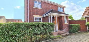 3 bed detached house to rent