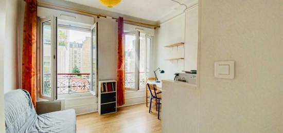 Studio 15m2 - 4eme étage - Rue Pradier