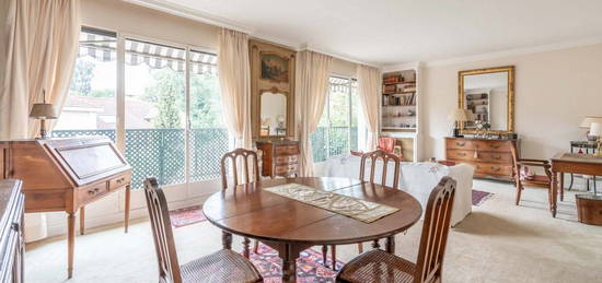 Appartement  à vendre, 5 pièces, 3 chambres, 110 m²