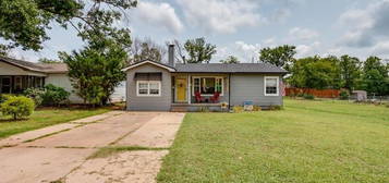 1815 N Bell Ave, Shawnee, OK 74804