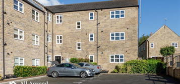 Flat to rent in Spinnaker Close, Ripley DE5