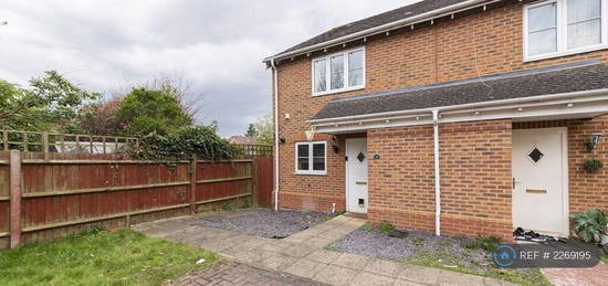 3 bedroom semi-detached house