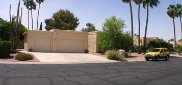 26014 S Howard Dr, Sun Lakes, AZ 85248