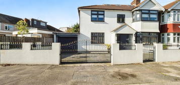 5 bed semi-detached house for sale