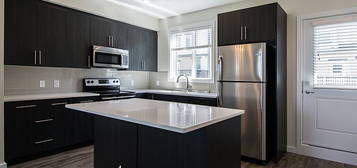 655 Watt Blvd SW #127, Edmonton, AB T6X 0Y2