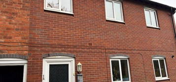 Flat to rent in Perry Lane, Bromsgrove B61