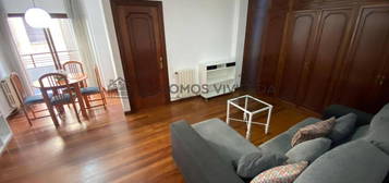 Apartamento de alquiler en Centro