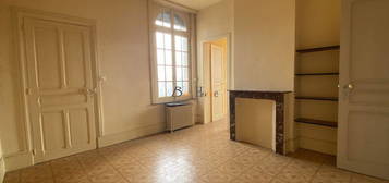 Maison 5 pièces 271 m²